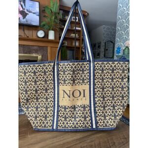 6/$25 Noi Firenze Shopping Zip Tote